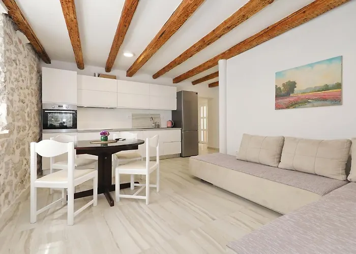 Apartamento Stone House In The Center Of Town