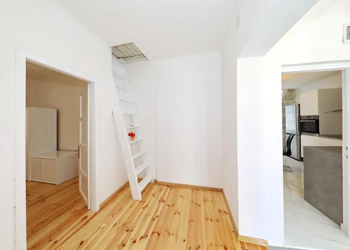 Apartament Stone House In The Center Of Town *